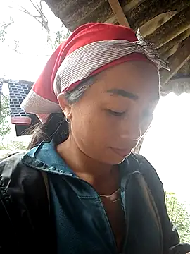 lucybaby00 online show from 20, 12, 2025