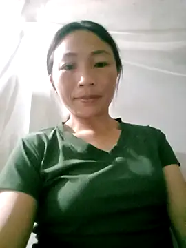 Snapshot of lucybaby00 chatting on 5, 5, 2026 lucybaby00 online show from 5, 5, 2026