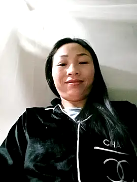 lucybaby00 online show from 4, 2, 2026