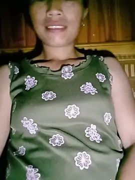 Snapshot of lucybaby00 chatting on 5, 7, 2026 lucybaby00 online show from 5, 7, 2026