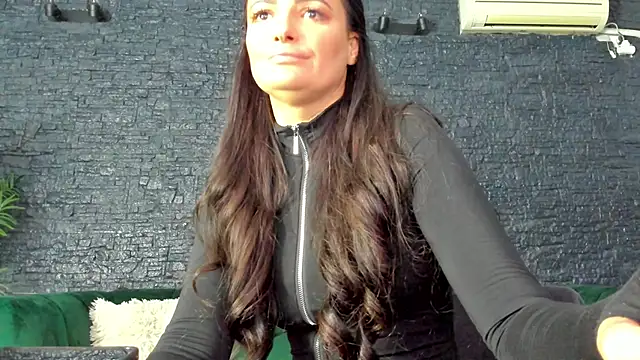 AnneSins online show from 2, 10, 2025