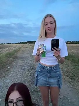 emilypeperoni online show from 28, 7, 2026