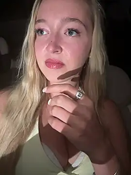 emilypeperoni online show from 26, 6, 2026