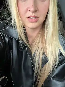 emilypeperoni online show from 22, 7, 2026