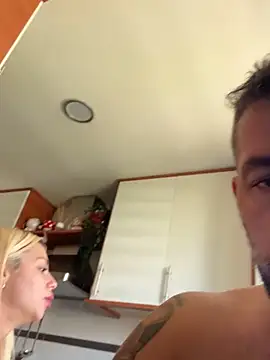 Snapshot of NoeliaGarcia17 chatting on 11, 9, 2025 NoeliaGarcia17 online show from 11, 9, 2025