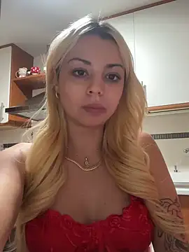 Snapshot of NoeliaGarcia17 chatting on 6, 10, 2025 NoeliaGarcia17 online show from 6, 10, 2025