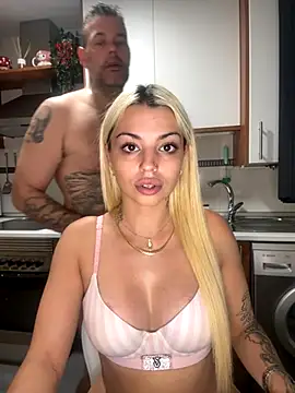 Snapshot of NoeliaGarcia17 chatting on 17, 9, 2025 NoeliaGarcia17 online show from 17, 9, 2025