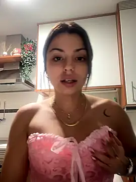 Snapshot of NoeliaGarcia17 chatting on 24, 10, 2025 NoeliaGarcia17 online show from 24, 10, 2025