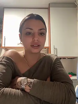 Snapshot of NoeliaGarcia17 chatting on 13, 11, 2025 NoeliaGarcia17 online show from 13, 11, 2025