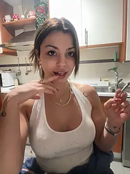 Snapshot of NoeliaGarcia17 chatting on 26, 10, 2025 NoeliaGarcia17 online show from 26, 10, 2025