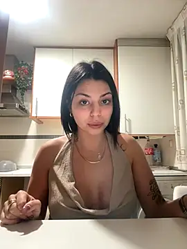 Snapshot of NoeliaGarcia17 chatting on 28, 11, 2025 NoeliaGarcia17 online show from 28, 11, 2025