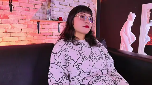 kitty malach online show from 26, 3, 2026