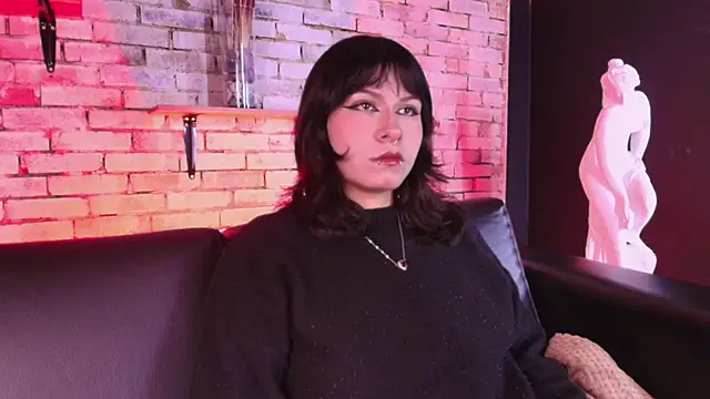 kitty malach online show from 14, 2, 2026