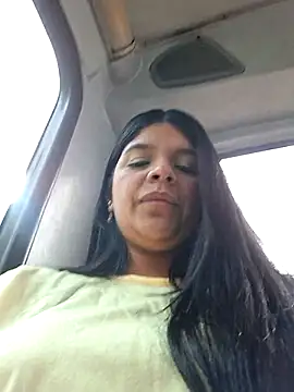 Eiimy pretty online show from 12, 9, 2025