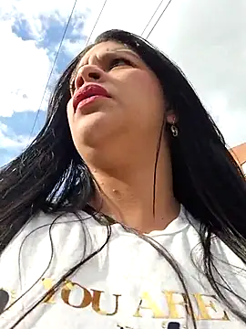 Eiimy pretty online show from 29, 9, 2025