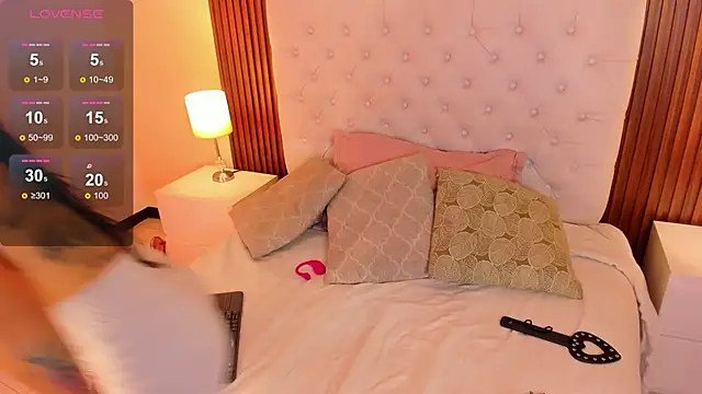 ViolettaAlemida online show from 10, 9, 2025