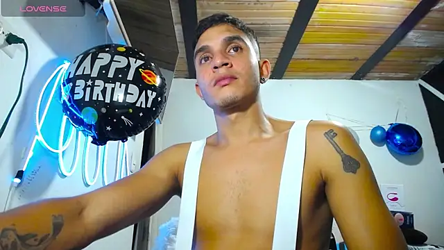 Angel latinboy online show from 21, 3, 2025