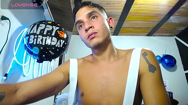 Angel latinboy online show from 20, 3, 2025