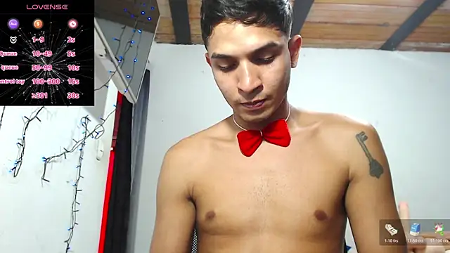 Angel latinboy online show from 24, 11, 2025