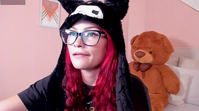 mae lyra online show from 20, 2, 2026