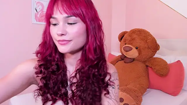 mae lyra online show from 22, 9, 2025