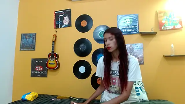 skinnyverus18 online show from 27, 9, 2025