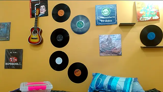 skinnyverus18 online show from 29, 11, 2025