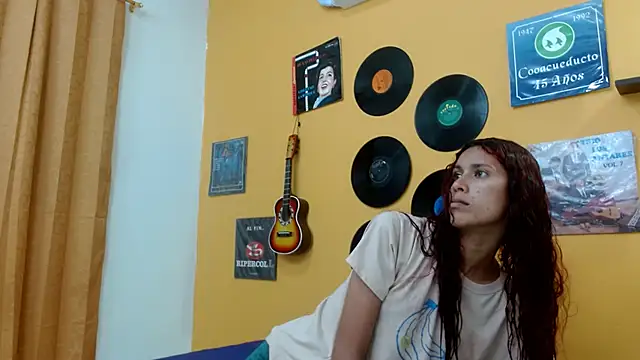 skinnyverus18 online show from 22, 9, 2025