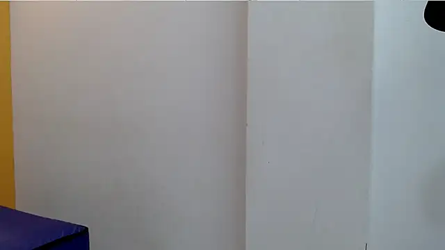 skinnyverus18 online show from 15, 4, 2026