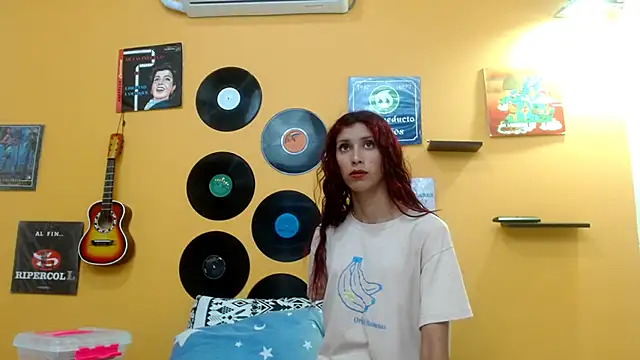 skinnyverus18 online show from 10, 9, 2025