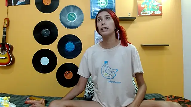 skinnyverus18 online show from 23, 10, 2025