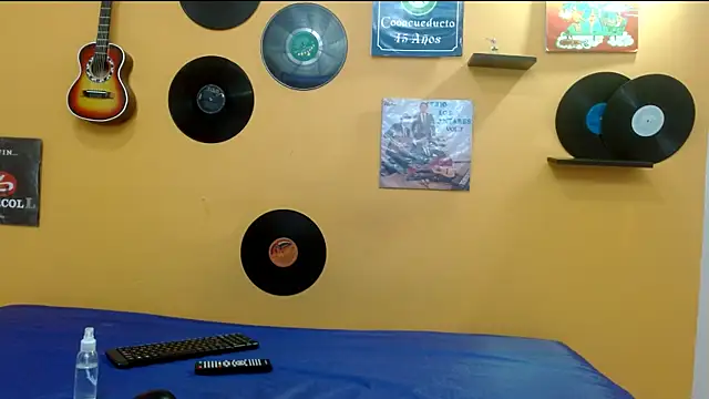 skinnyverus18 online show from 18, 1, 2026