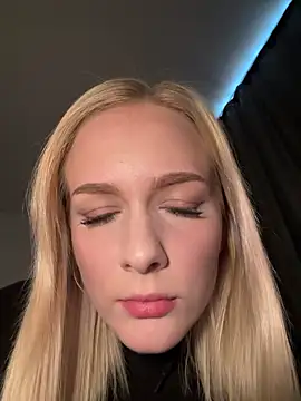 DaryaDoll online show from 12, 10, 2025