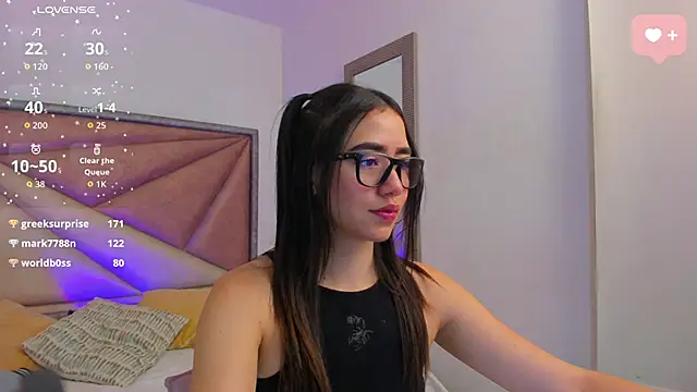 SaraWagner  online show from 26, 5, 2026
