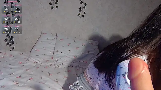 sakuras pleasure online show from 17, 9, 2025