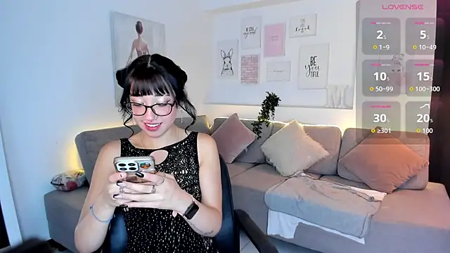 Miacorner  online show from 12, 11, 2025