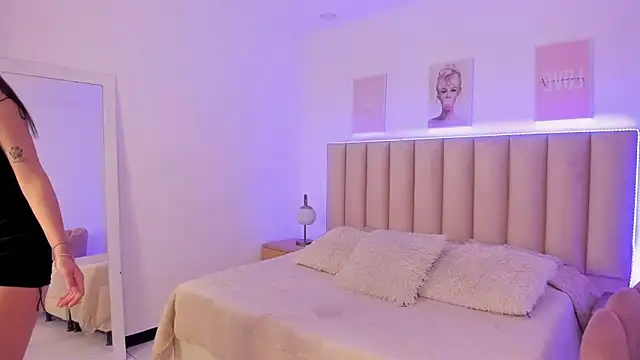 Miacorner  online show from 14, 9, 2025