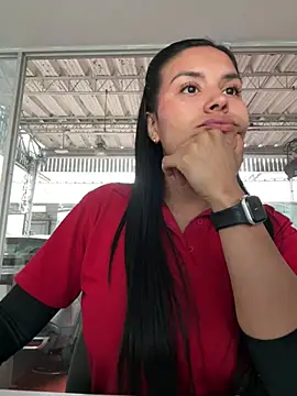 MacaW09 online show from 5, 3, 2026