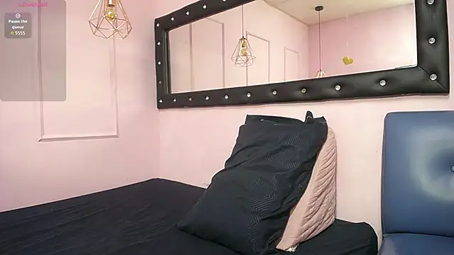 danna7cute online show from 15, 7, 2026