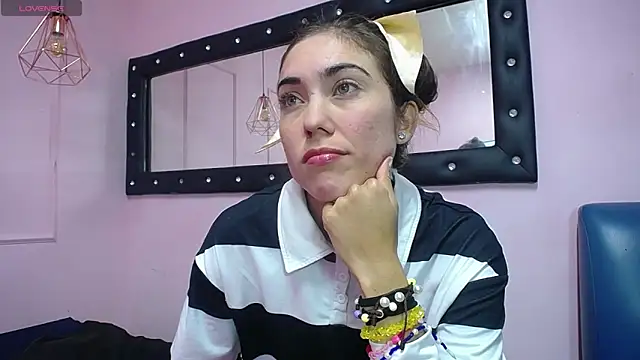 danna7cute online show from 13, 4, 2026