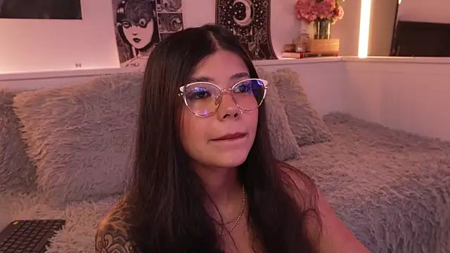 sophieee art online show from 10, 2, 2026