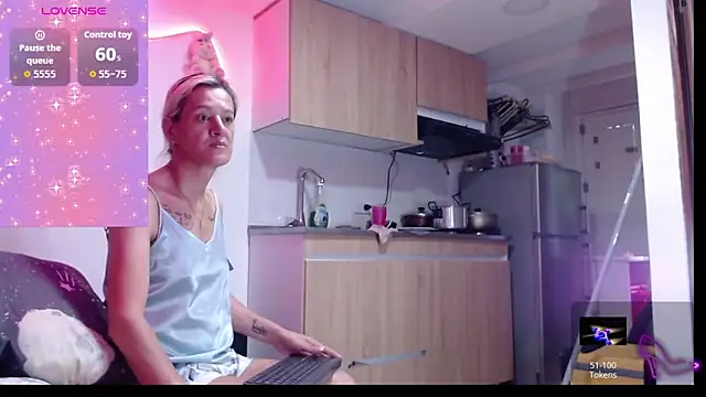 AllysonStonne online show from 13, 3, 2026