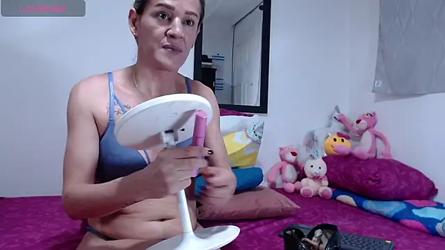 AllysonStonne online show from 27, 10, 2025