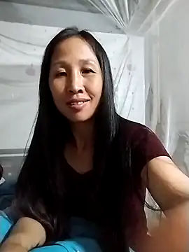 cute love00 online show from 9, 11, 2025