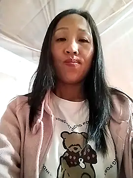 cute love00 online show from 5, 12, 2025