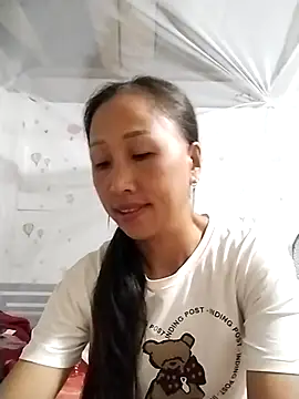 cute love00 online show from 24, 9, 2025