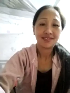 cute love00 online show from 17, 10, 2025