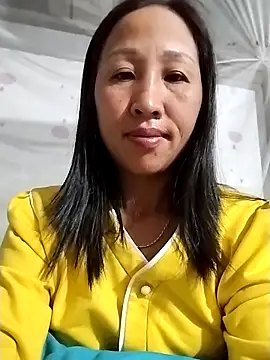 cute love00 online show from 26, 11, 2025