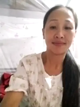 cute love00 online show from 10, 10, 2025