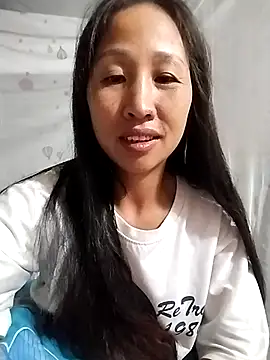 cute love00 online show from 29, 10, 2025